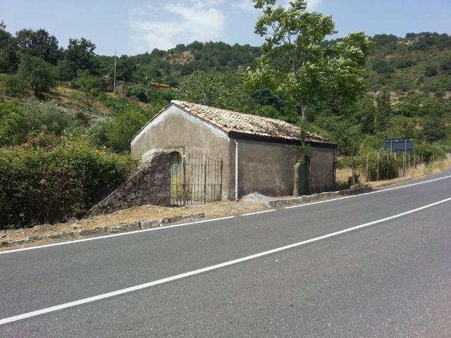 Terreno in vendita a Santa Domenica Vittoria, Sicilia