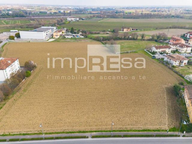 Terreno in vendita a Santa Lucia Di Piave, Veneto