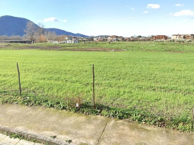 Terreno in vendita a Santa Maria A Vico, Campania