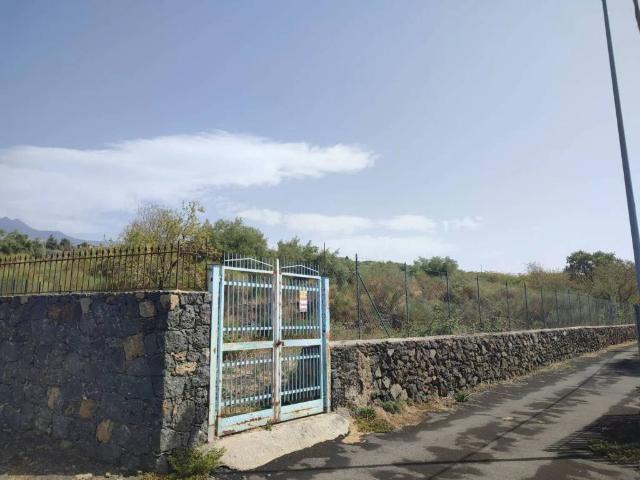 Terreno in vendita a Santa Maria di Licodia, Catania