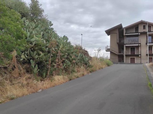 Terreno in vendita a Santa Maria di Licodia, Catania