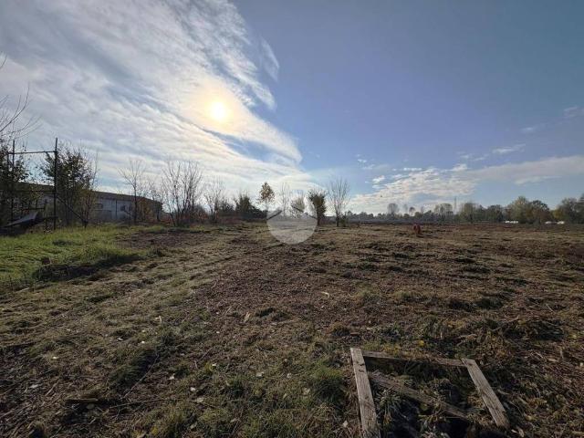 Terreno in vendita a Villanova Di Camposanpiero, Veneto