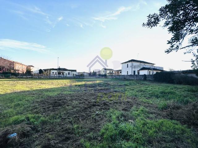 Terreno in vendita a Sant'angelo Lodigiano, Lombardia