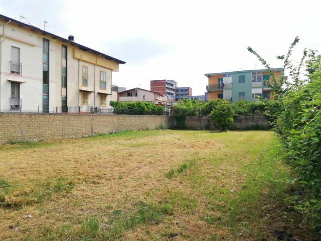 Terreno in vendita a Sant'antimo, Campania