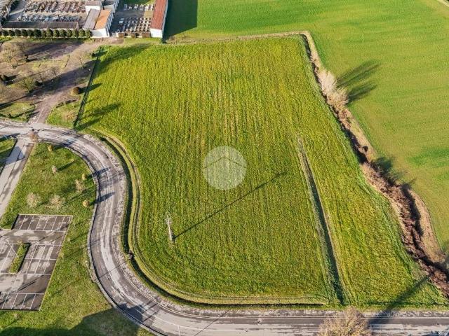 Terreno in vendita a Santo Stefano Lodigiano, Lombardia