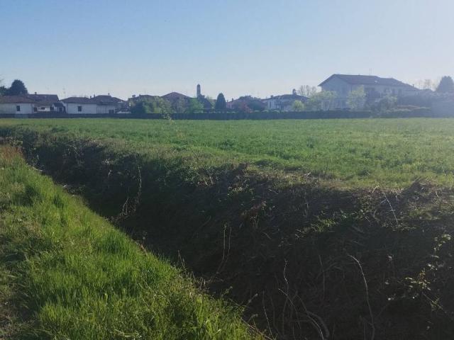 Terreno in vendita a Santo Stefano Ticino, Milano