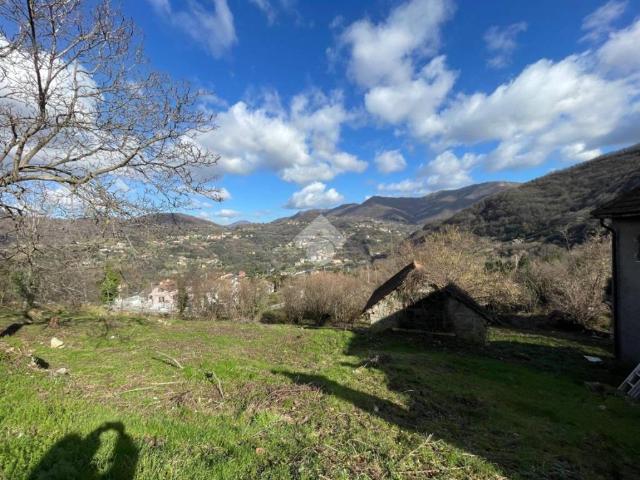 Terreno in vendita a Sant'olcese, Liguria