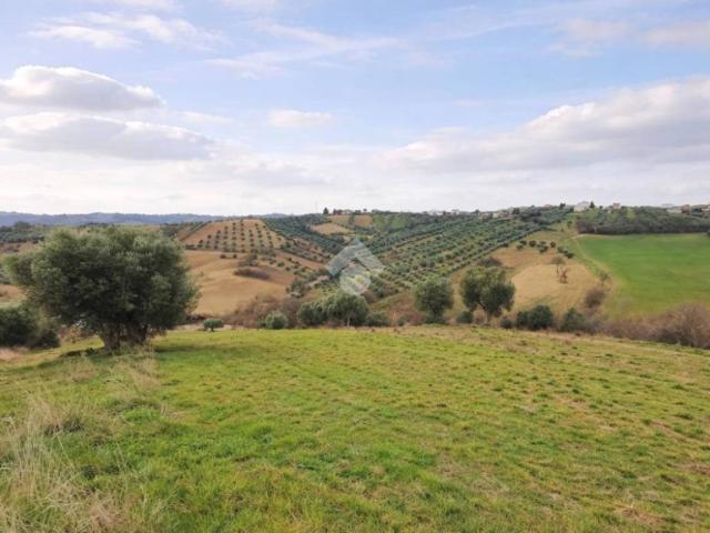 Terreno in vendita a Unione dei Comuni della Val Vibrata, Sant'omero