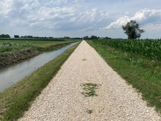 Terreno in vendita a Sant'urbano, Veneto