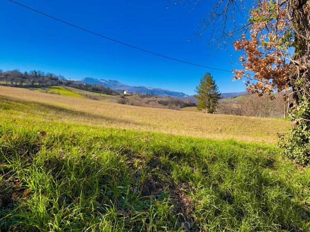 Terreno in vendita a Marche, Macerata