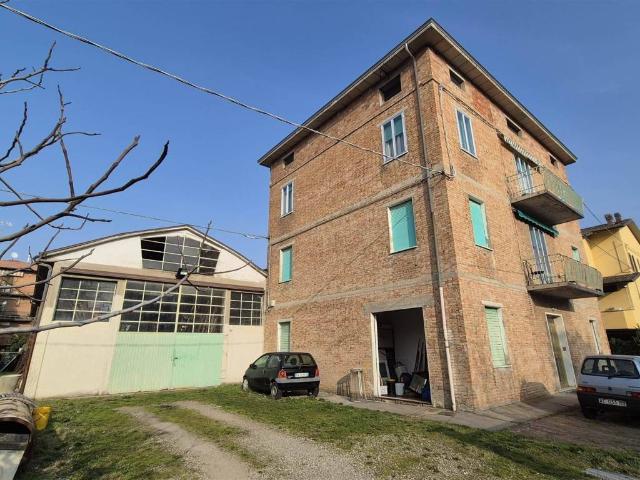 Terreno in vendita a Unione dei comuni del Distretto Ceramico, Sassuolo