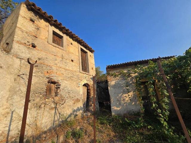 Terreno in vendita a Casalvecchio Siculo, Sicilia