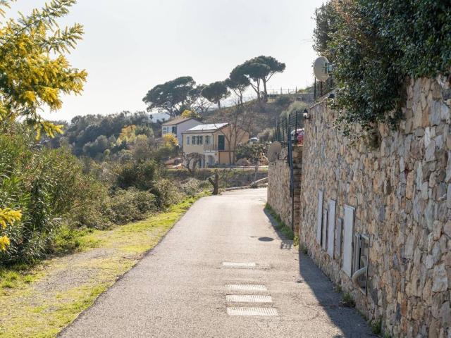 Terreno in vendita a La Rocca, Albisola Capo