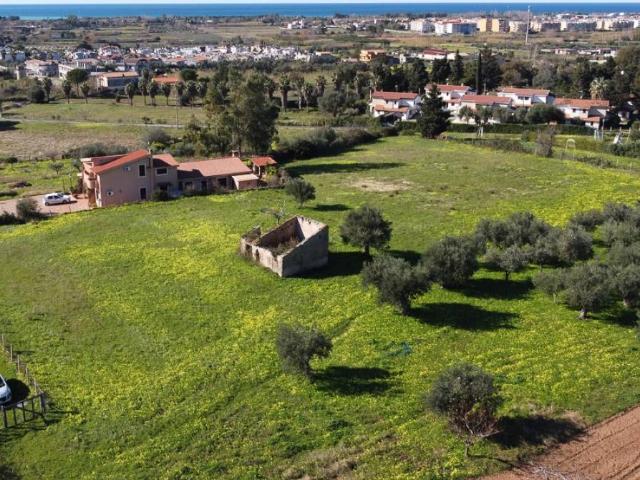 Terreno in vendita a Foresta, Calabria