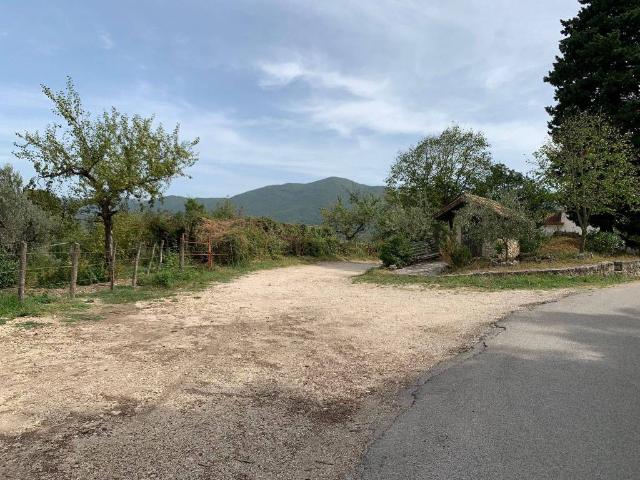 Terreno in vendita a Scandriglia, Lazio