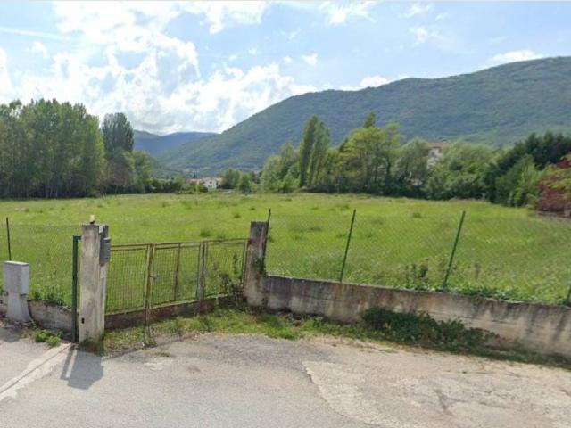 Terreno in vendita a Scoppito, Abruzzo