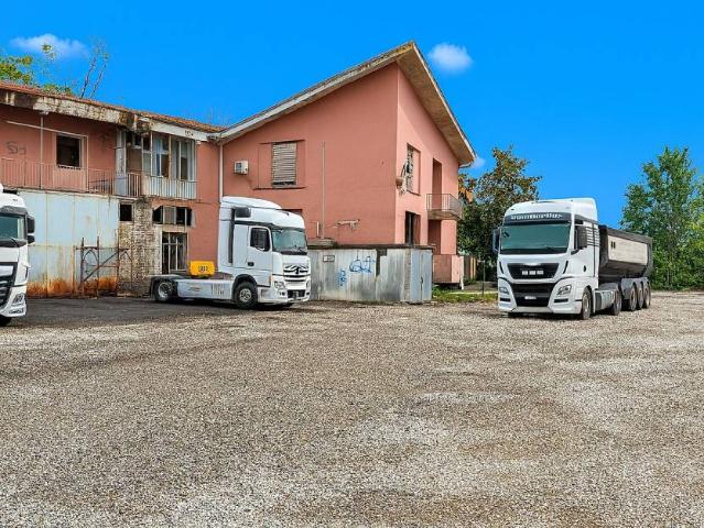 Terreno in vendita a Rovagnasco, Segrate