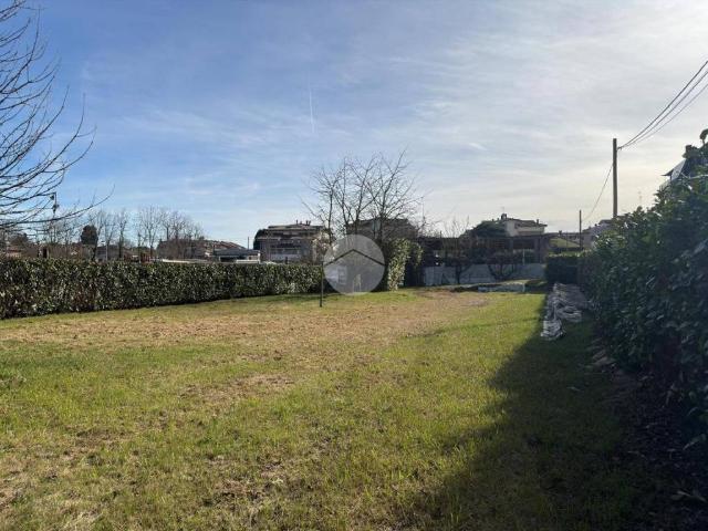 Terreno in vendita a San Carlo, Seregno