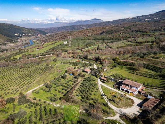 Terreno in vendita a Sessa Aurunca, Campania
