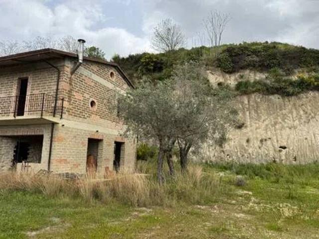 Terreno in vendita a Sessa Aurunca, Campania