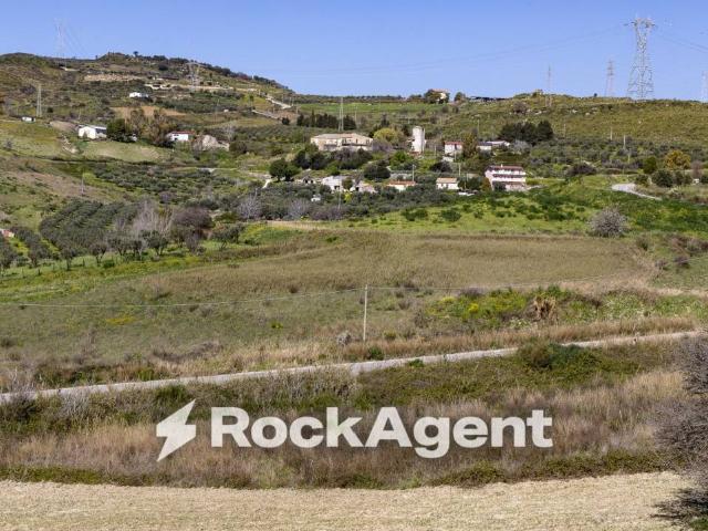Terreno in vendita a Calabria, Catanzaro