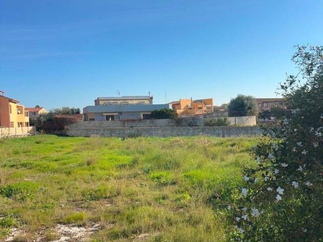 Terreno in vendita a Canalicchio, Siracusa
