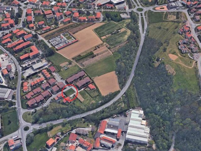 Terreno in vendita a Sirone, Lombardia