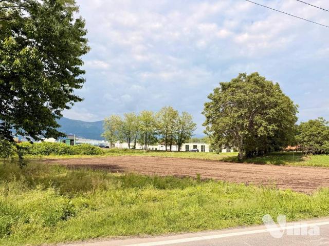 Terreno in vendita a Sirone, Lombardia