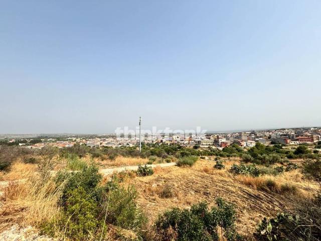 Terreno in vendita a Solarino, Sicilia
