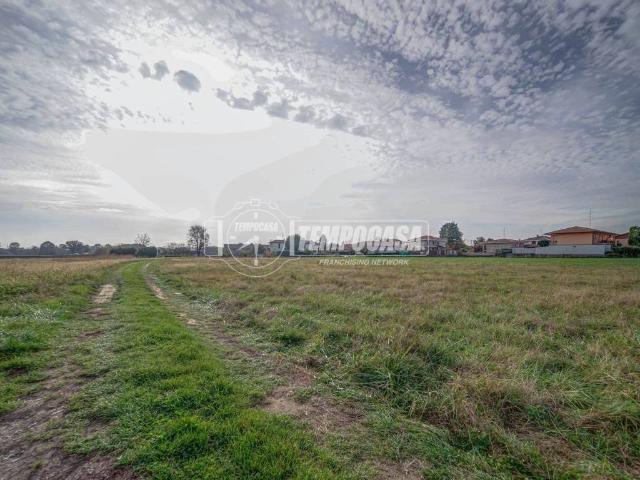 Terreno in vendita a Mezzana, Somma Lombardo