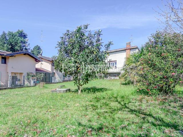 Terreno in vendita a Mezzana, Somma Lombardo