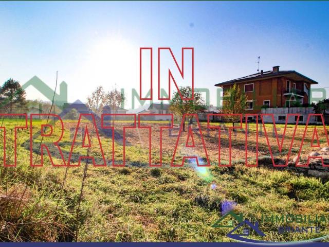 Terreno in vendita a Somma Lombardo, Lombardia