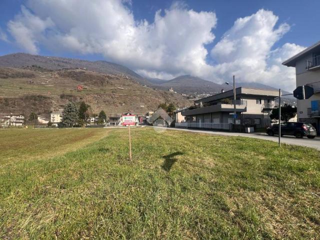 Terreno in vendita a Sondrio, Lombardia