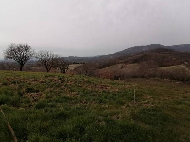Terreno in vendita a Unione di Comuni Montani Colline del Fiora, Sorano