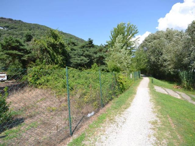 Terreno in vendita a Sorico, Lombardia