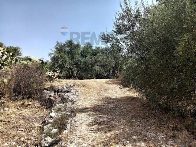 Terreno in vendita a Sortino, Siracusa