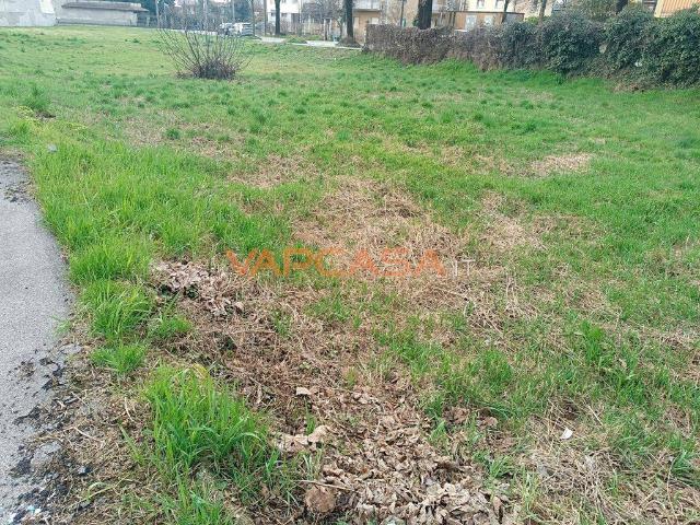 Terreno in vendita a Spirano, Lombardia