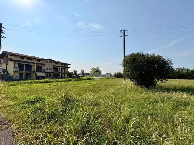 Terreno in vendita a Spirano, Lombardia