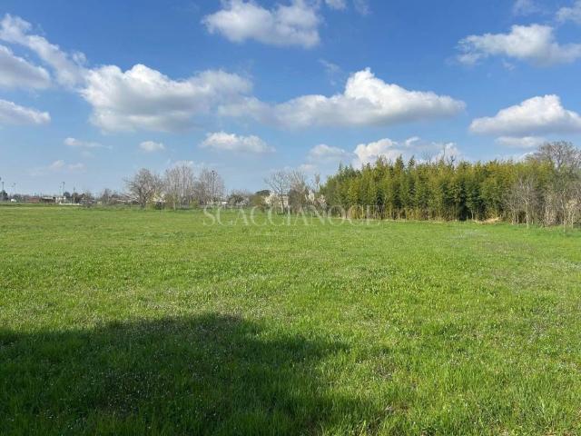 Terreno in vendita a Spirano, Lombardia