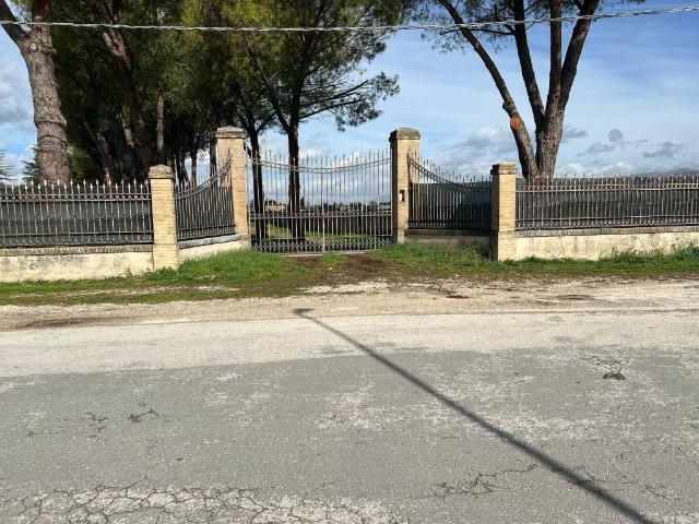 Terreno in vendita a Spoleto, Umbria