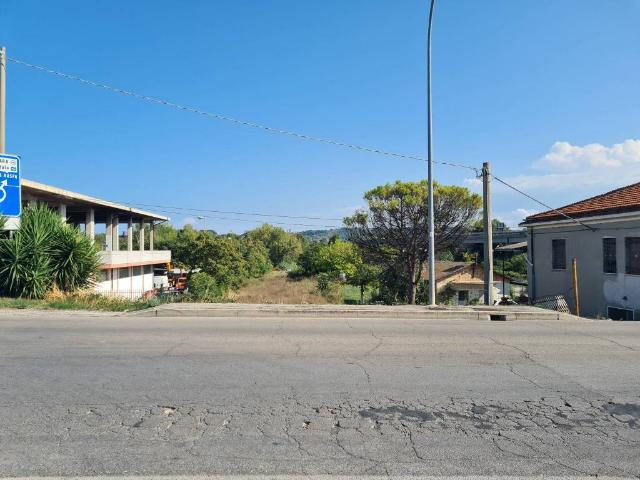 Terreno in vendita a Villa Raspa, Spoltore