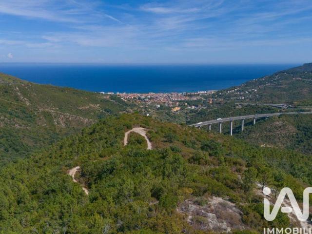 Terreno in vendita a Spotorno, Liguria