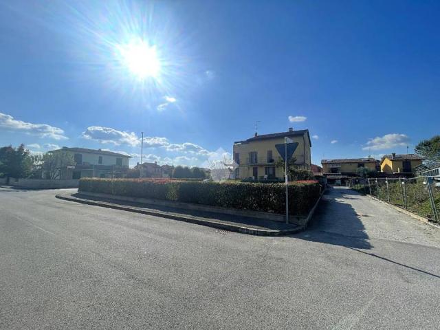 Terreno in vendita a Stagno Lombardo, Lombardia