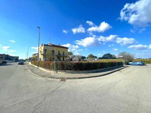 Terreno in vendita a Stagno Lombardo, Cremona