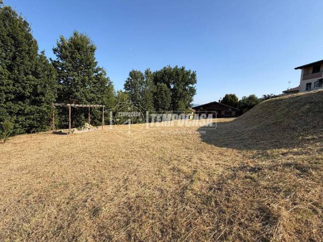 Terreno in vendita a Stradella, Lombardia