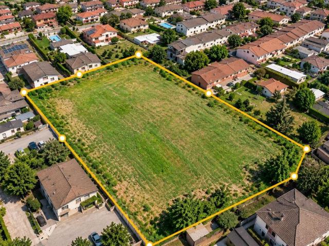 Terreno in vendita a Stroppiana, Vercelli