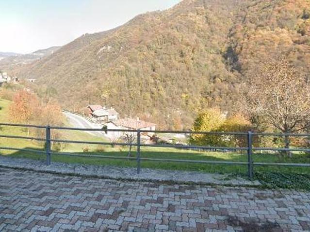 Terreno in vendita a Strozza, Lombardia