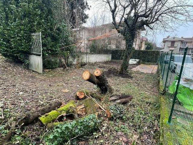 Terreno in vendita a Suisio, Lombardia
