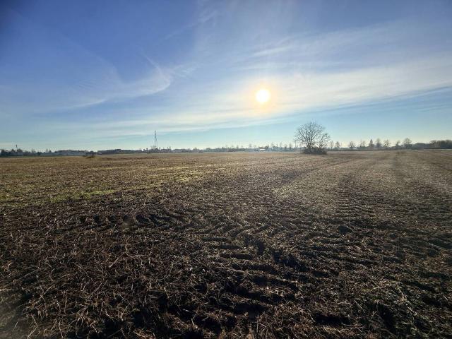 Terreno in vendita a Cascina Gazzulo, Sulbiate