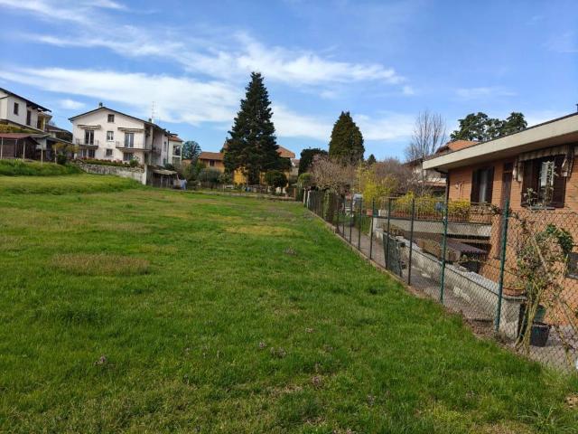 Terreno in vendita a Sumirago, Lombardia